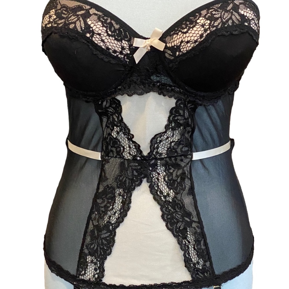 Fuchsia Black Lace Bustier - Size L - Picture 3 of 9